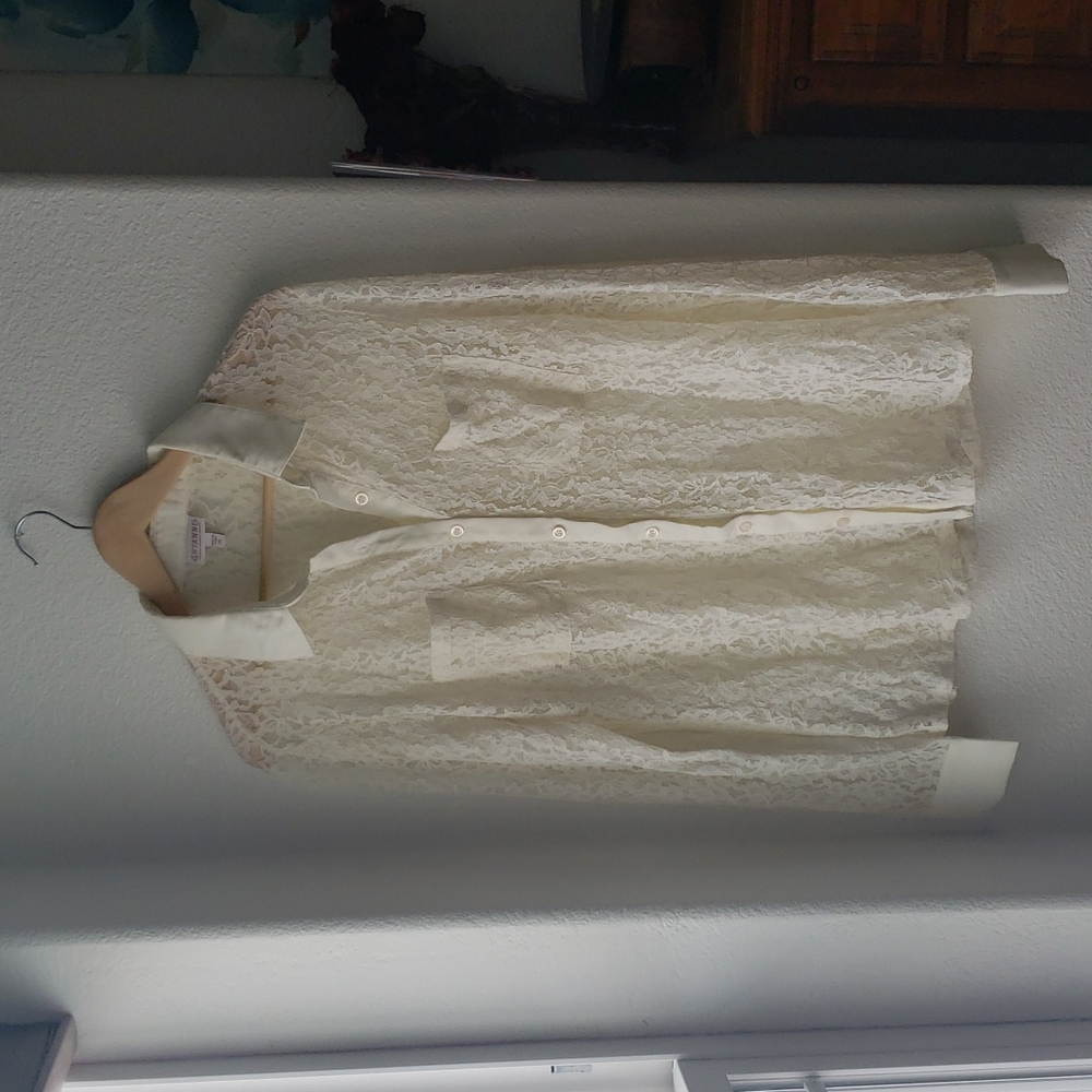 Shyanne Long Sleeve Lace Cream Button Up